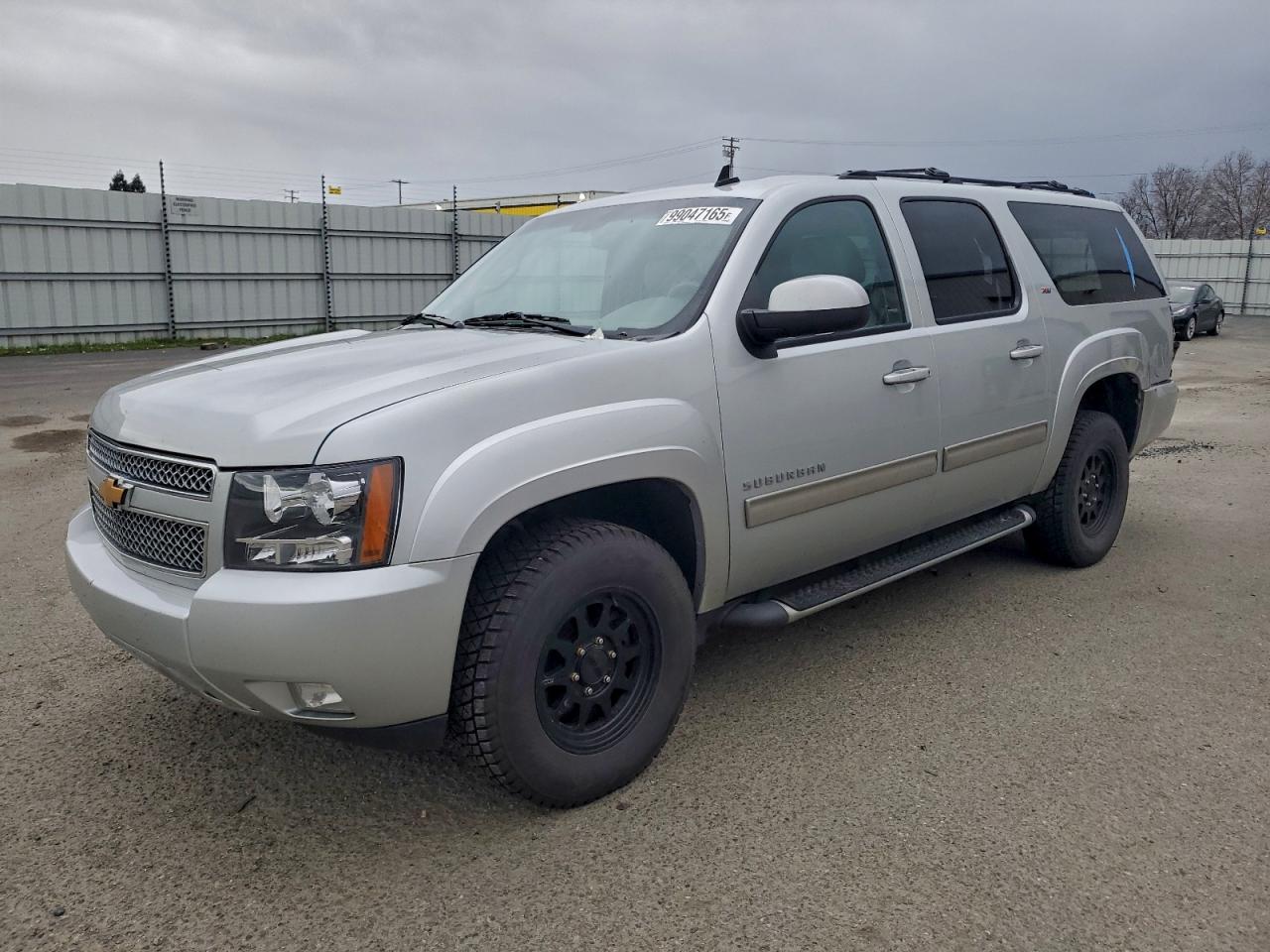 CHEVROLET SUBURBAN K 2014