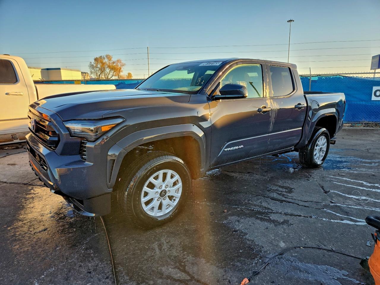 TOYOTA TACOMA DOU 2025