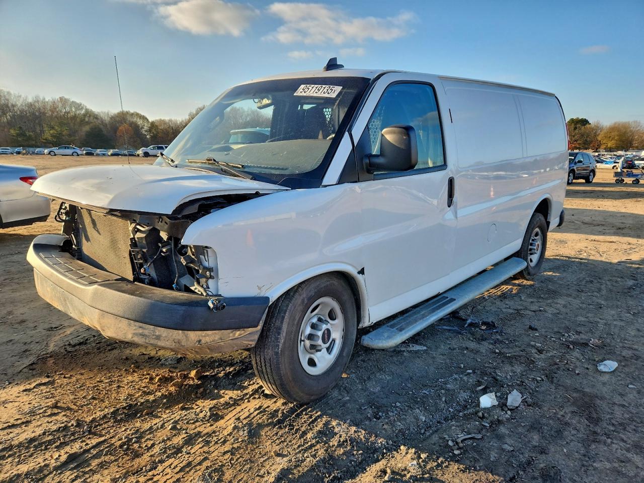 GMC SAVANA CARGO 2023