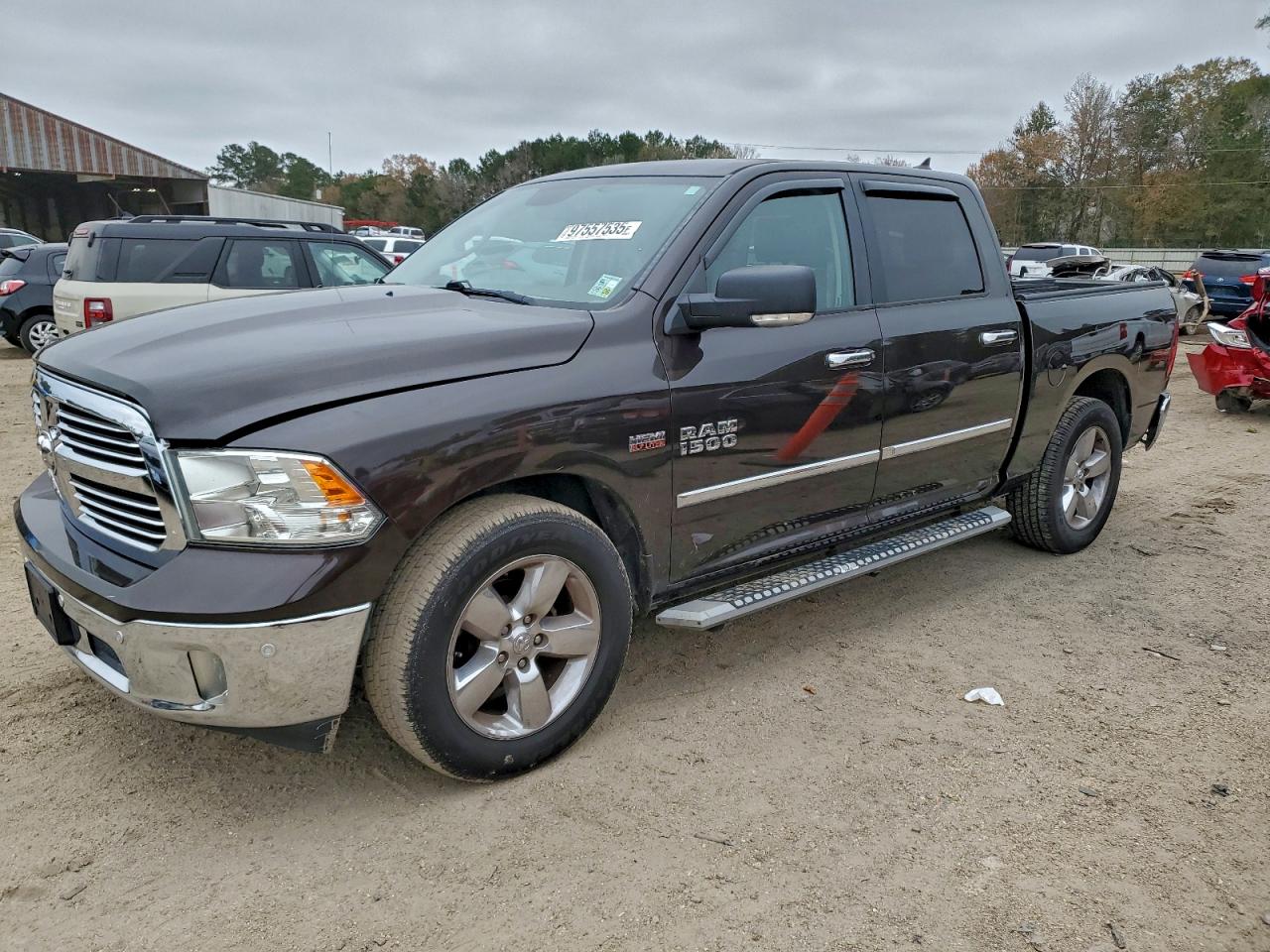 RAM 1500 SLT 2017