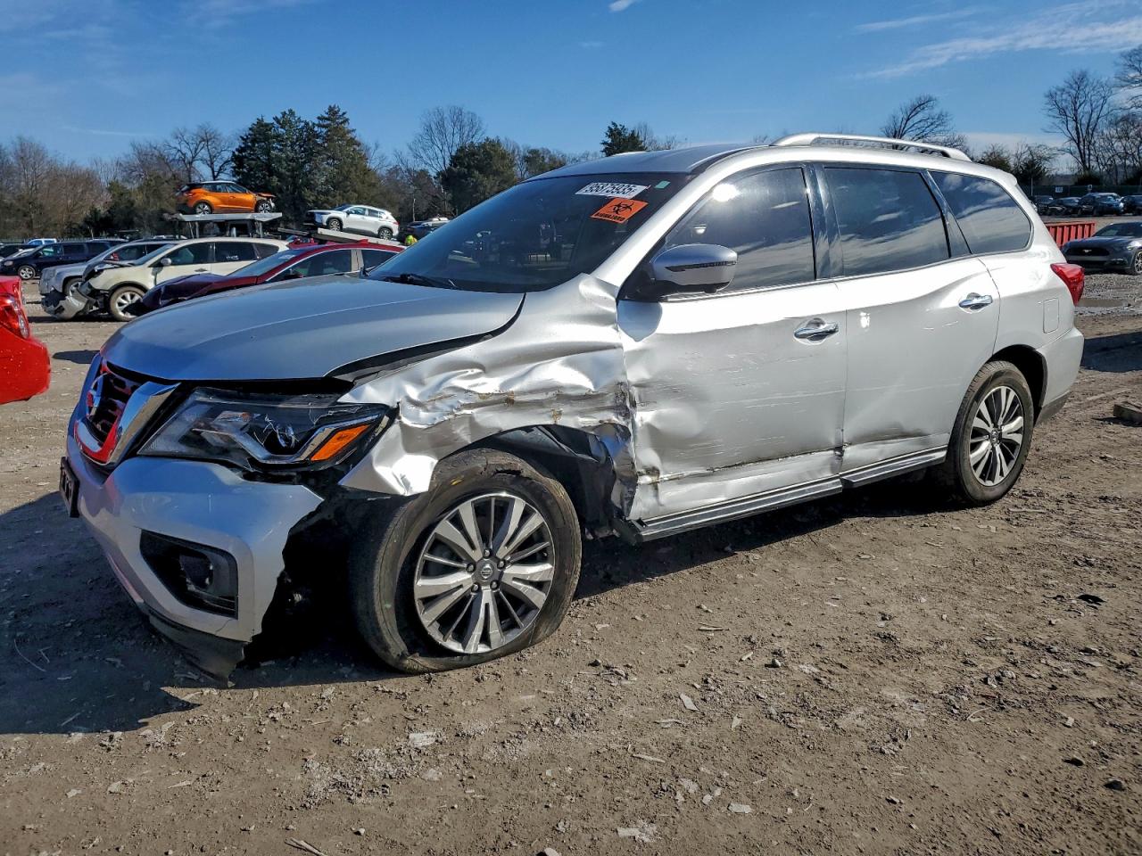 NISSAN PATHFINDER 2019