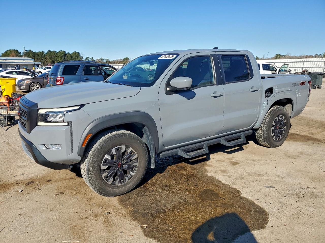 NISSAN FRONTIER 2023