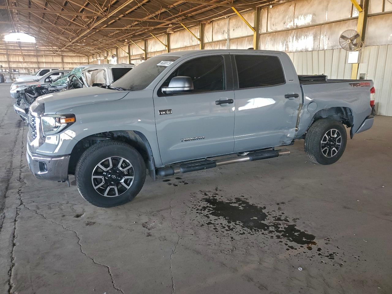 TOYOTA TUNDRA 2020