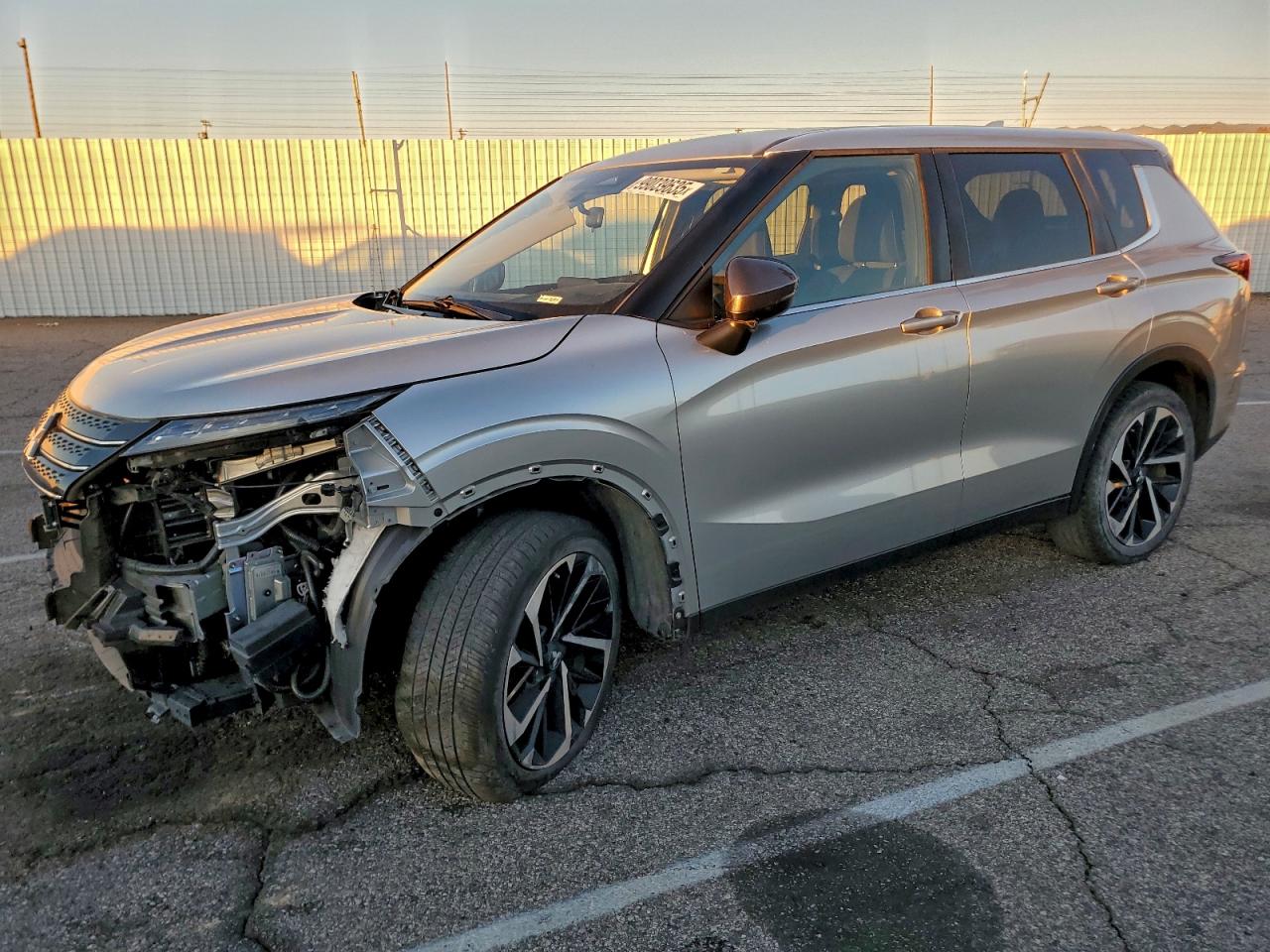MITSUBISHI OUTLANDER 2022