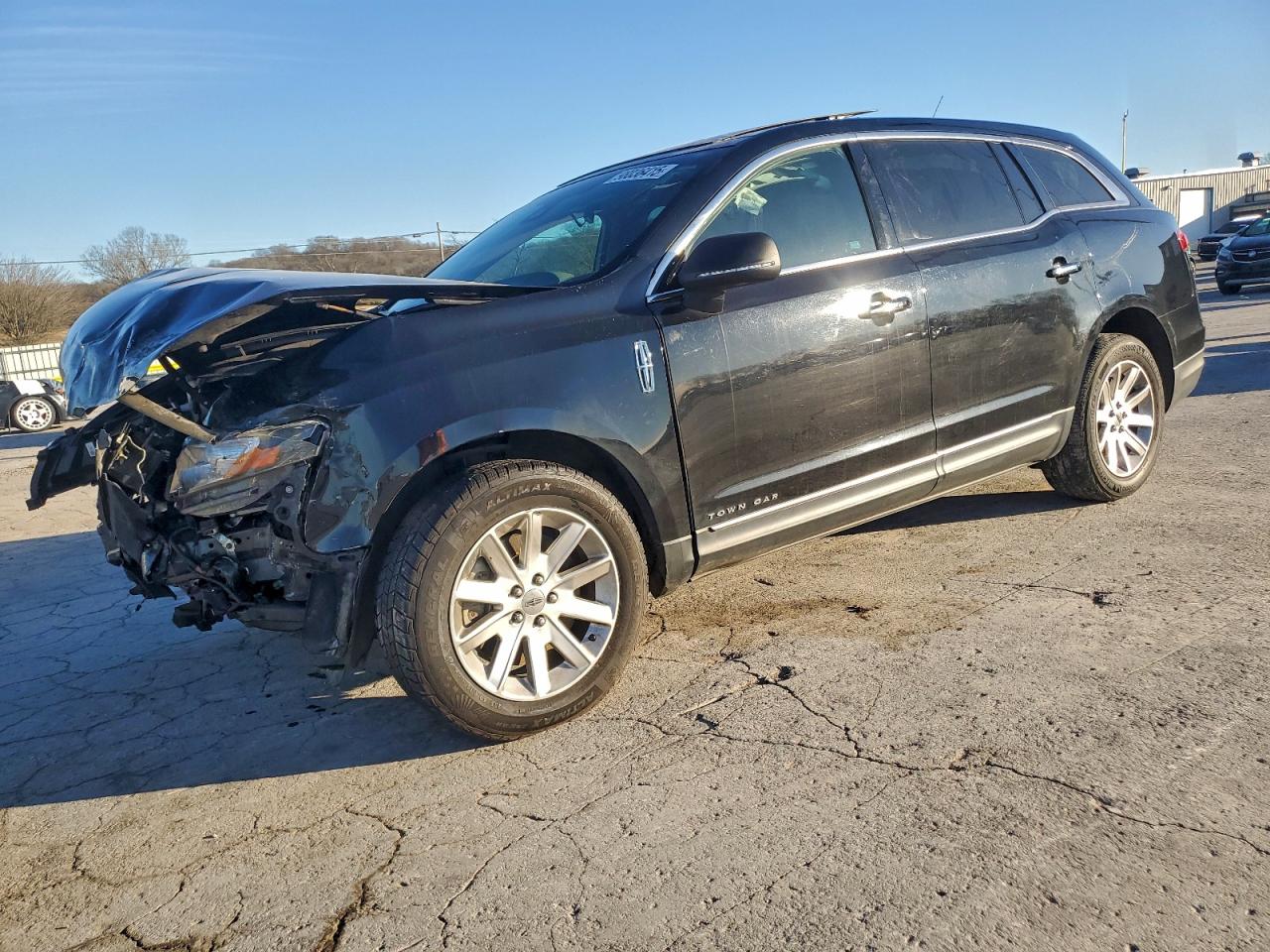 LINCOLN MKT 2017
