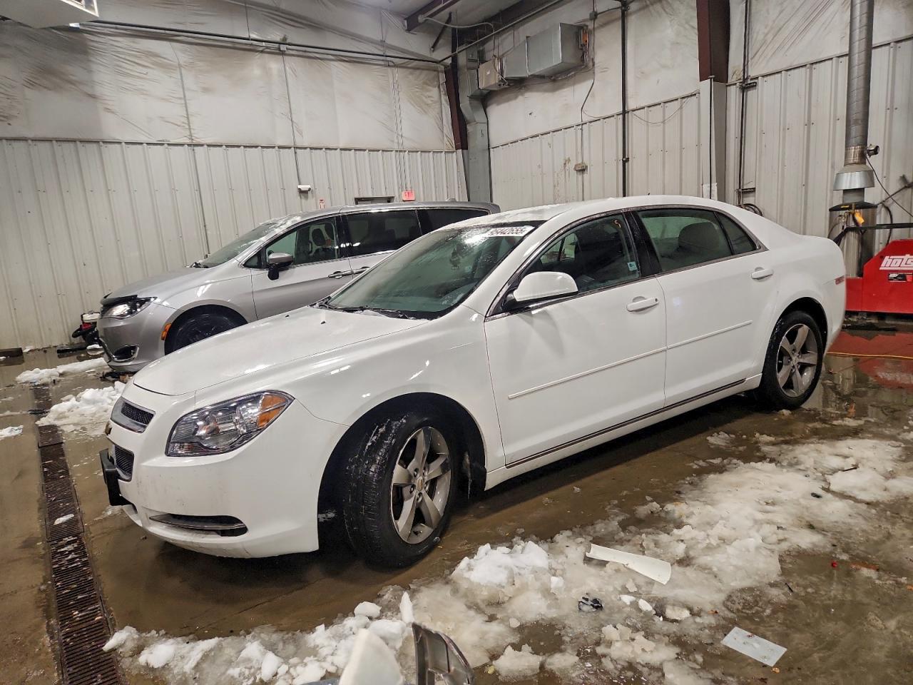 CHEVROLET MALIBU 1LT 2011
