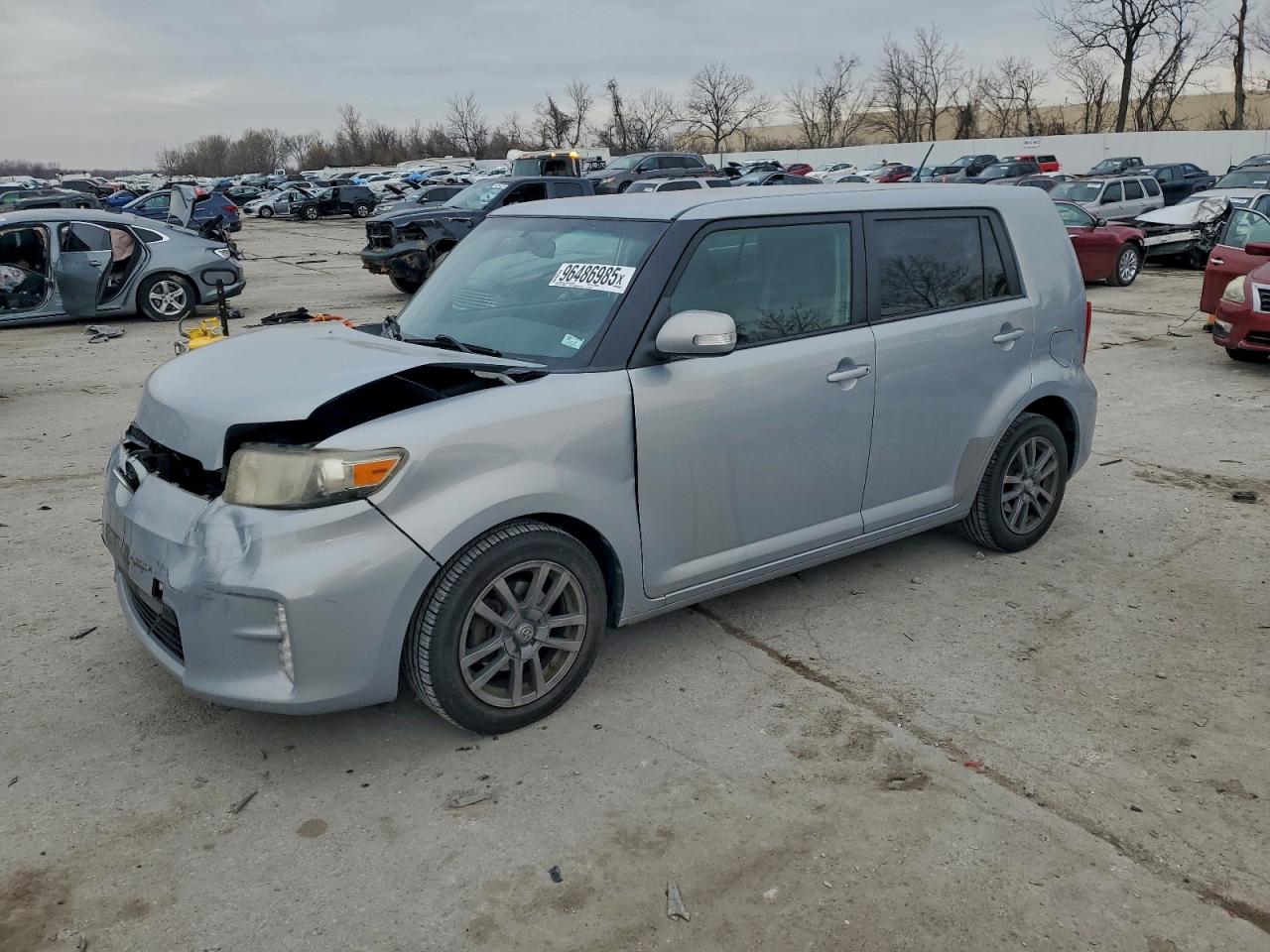 TOYOTA SCION XB 2013