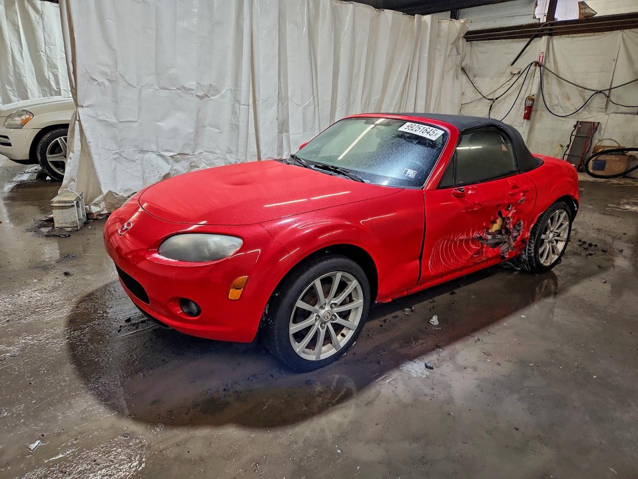 MAZDA MX-5 MIATA 2006