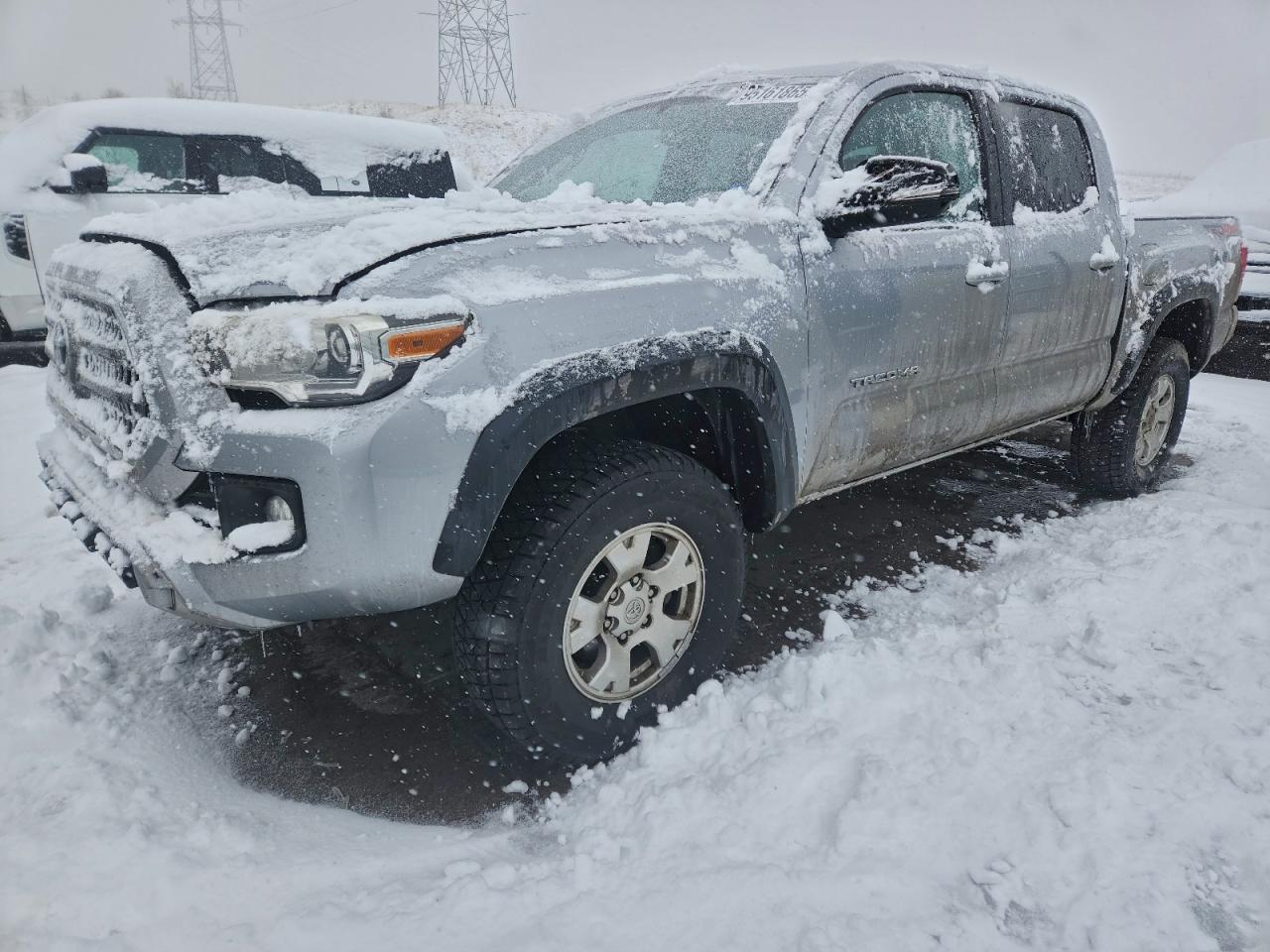 TOYOTA TACOMA 2017