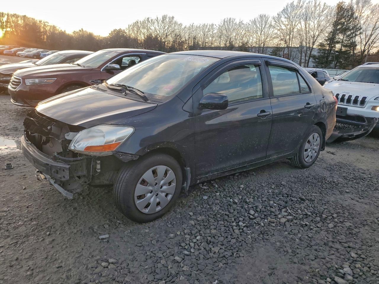 TOYOTA YARIS 2009