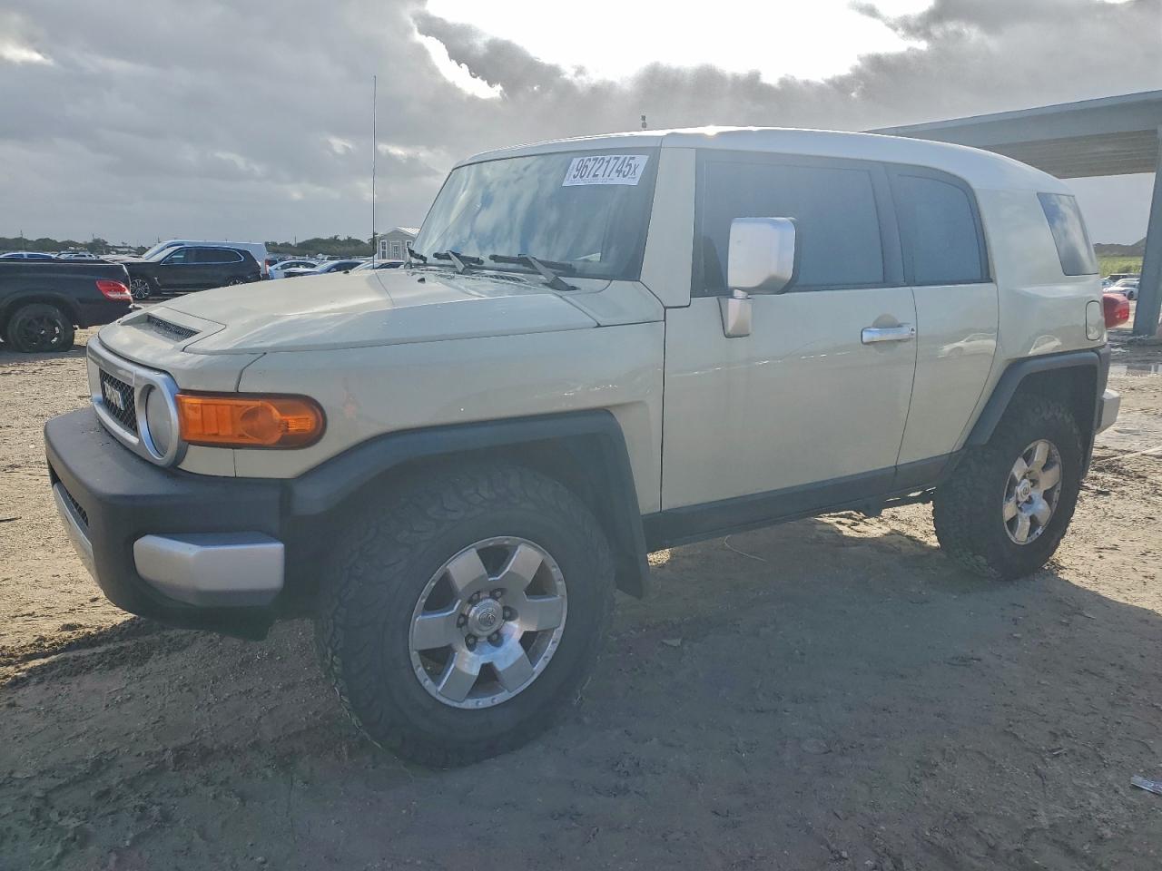 TOYOTA FJ CRUISER 2008