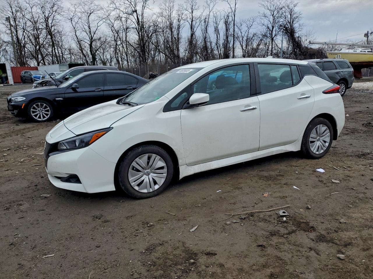 NISSAN LEAF 2023