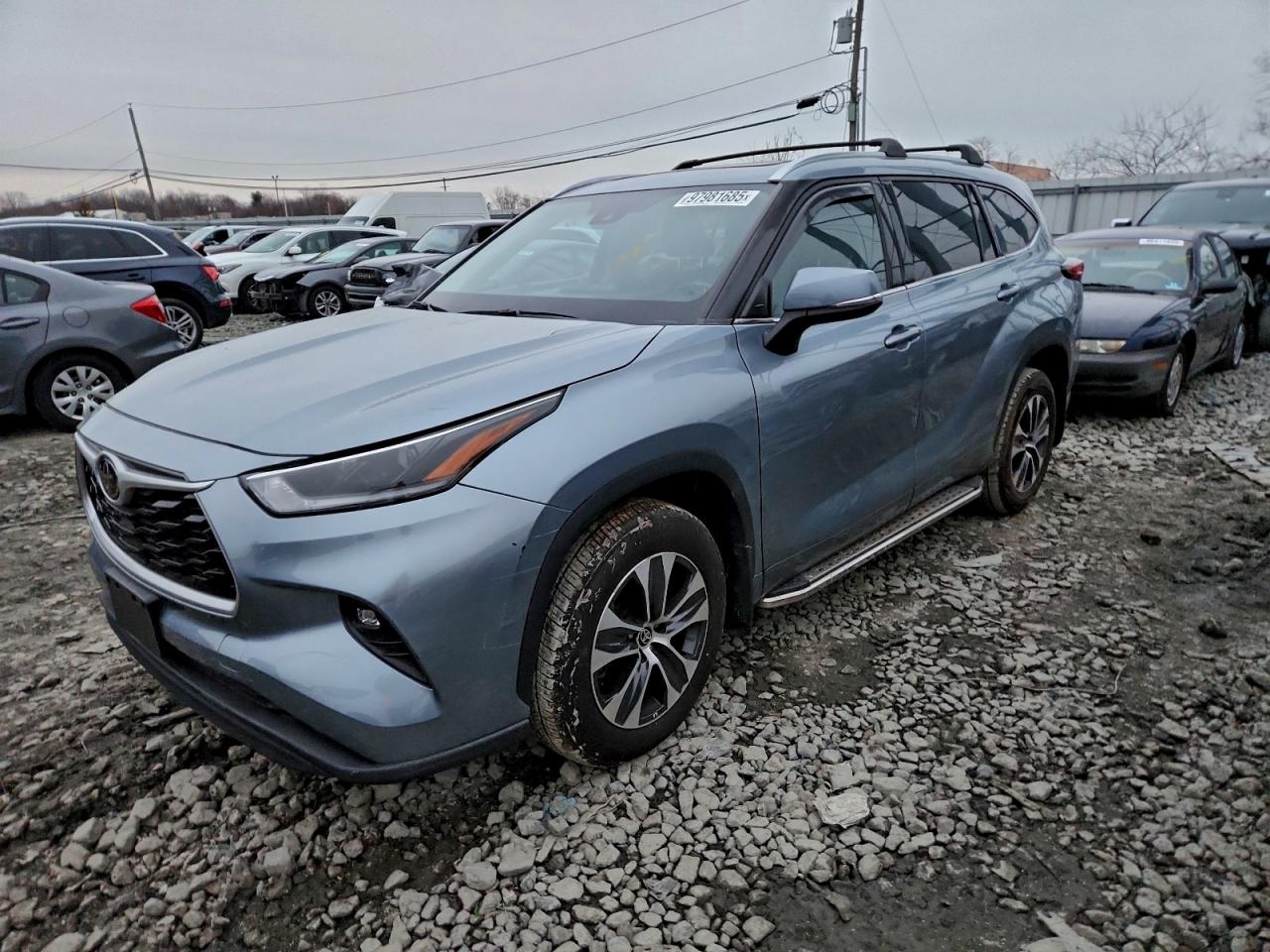 TOYOTA HIGHLANDER 2021