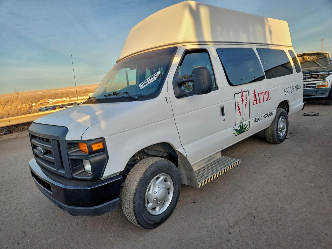 FORD ECONOLINE 2010