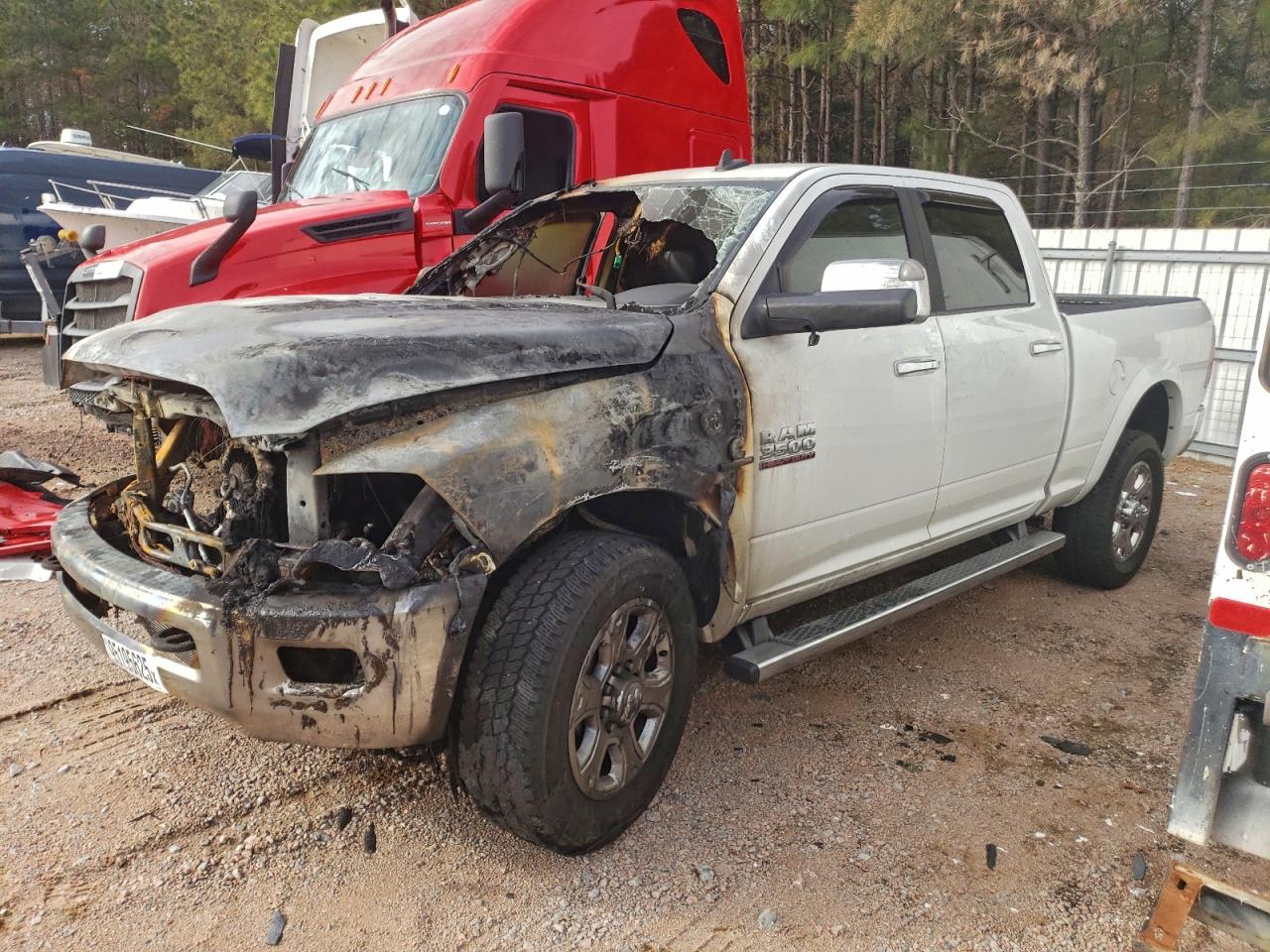 RAM 3500 LARAM 2015