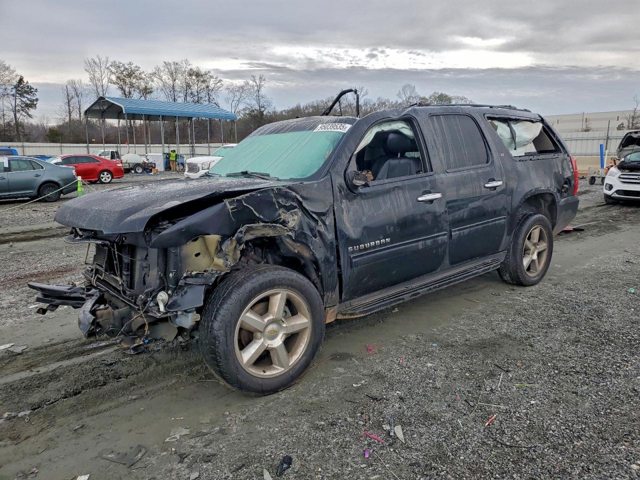 CHEVROLET SUBURBAN 2013