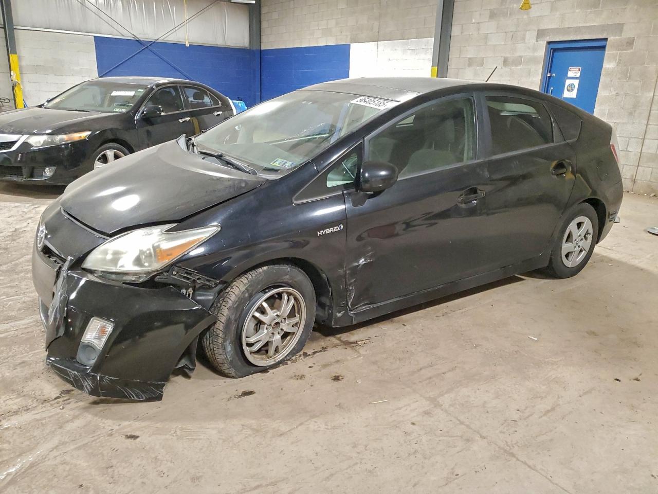 TOYOTA PRIUS 2011