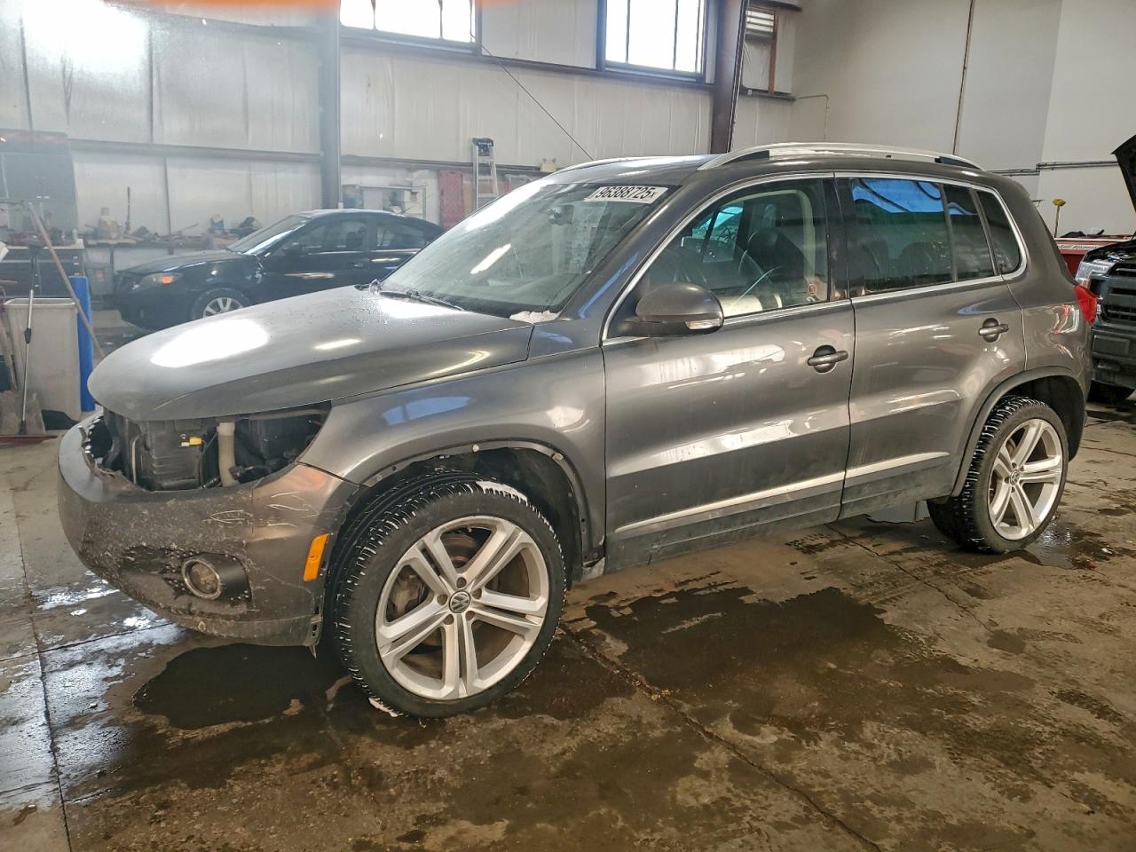 VOLKSWAGEN TIGUAN COM 2016