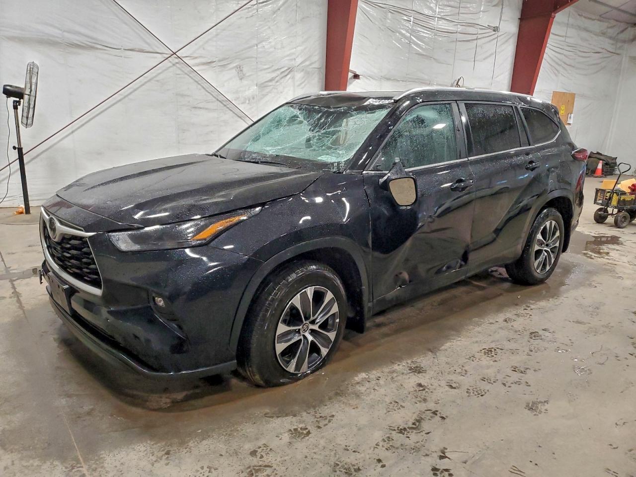 TOYOTA HIGHLANDER 2025