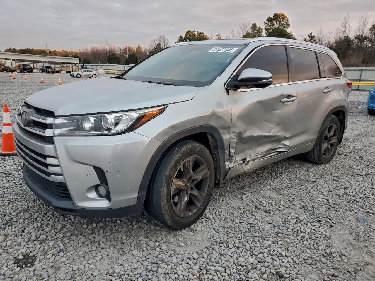 TOYOTA HIGHLANDER 2022