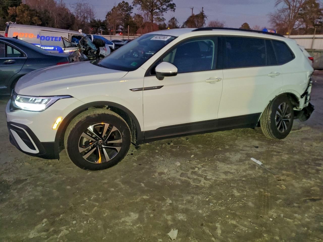 VOLKSWAGEN TIGUAN 2024