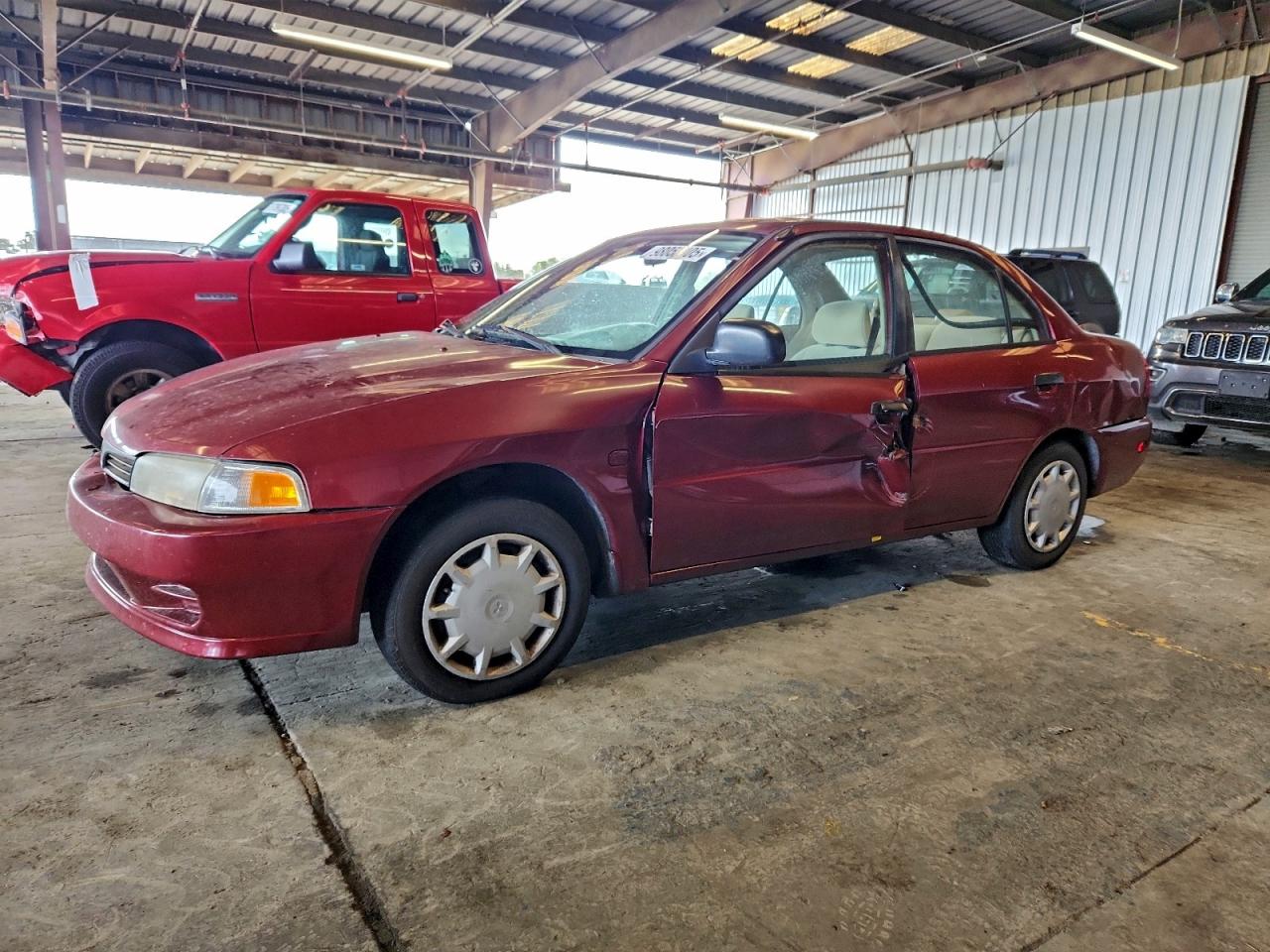 MITSUBISHI MIRAGE 2000