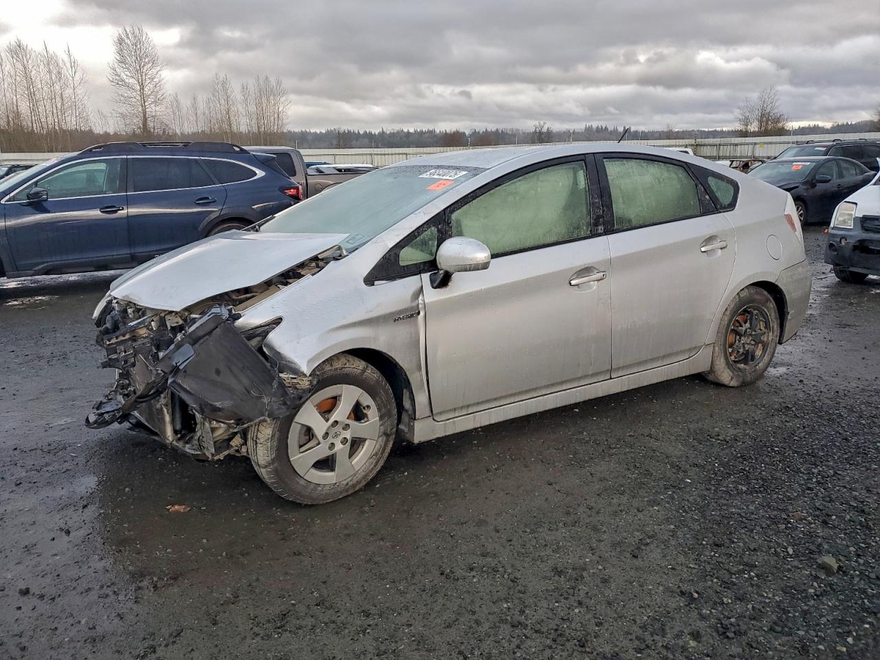 TOYOTA PRIUS 2015