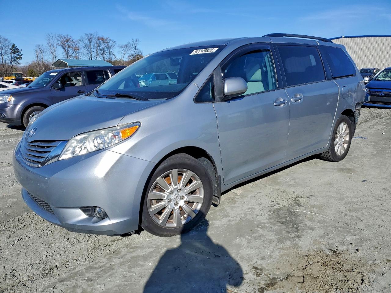 TOYOTA SIENNA 2015