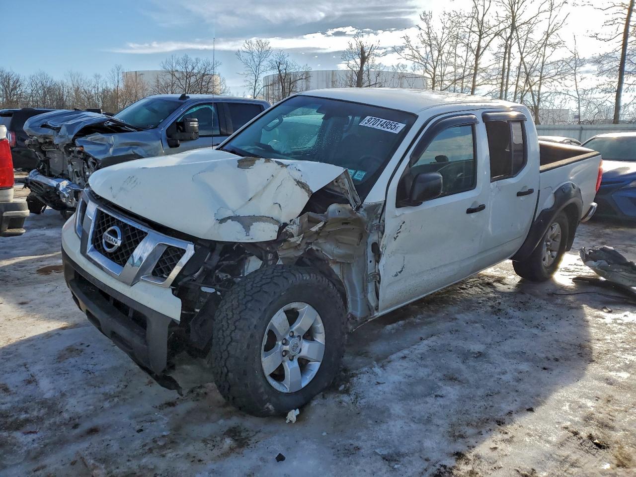 NISSAN FRONTIER 2013