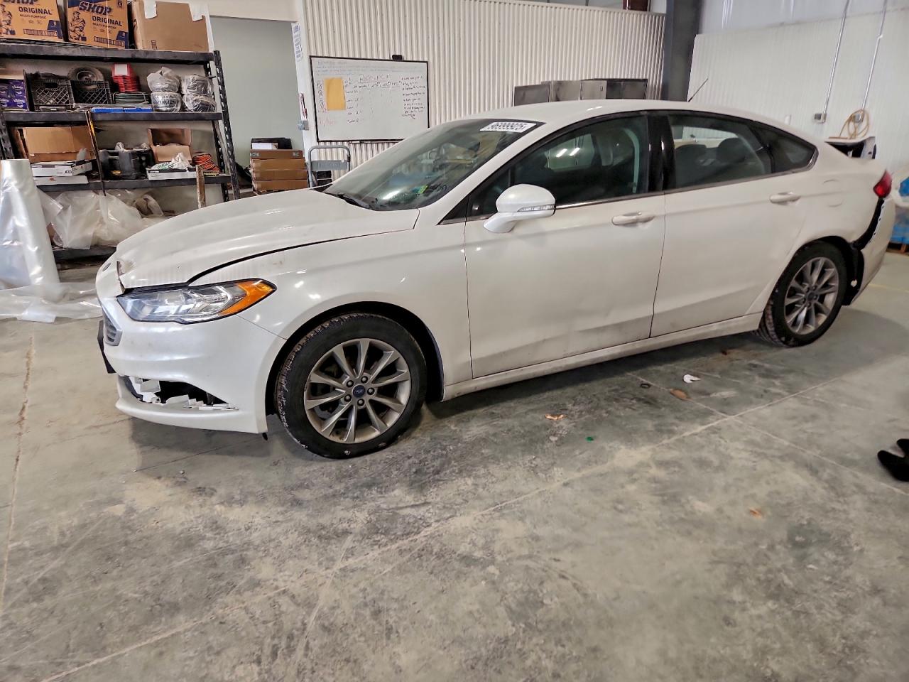 FORD FUSION 2017