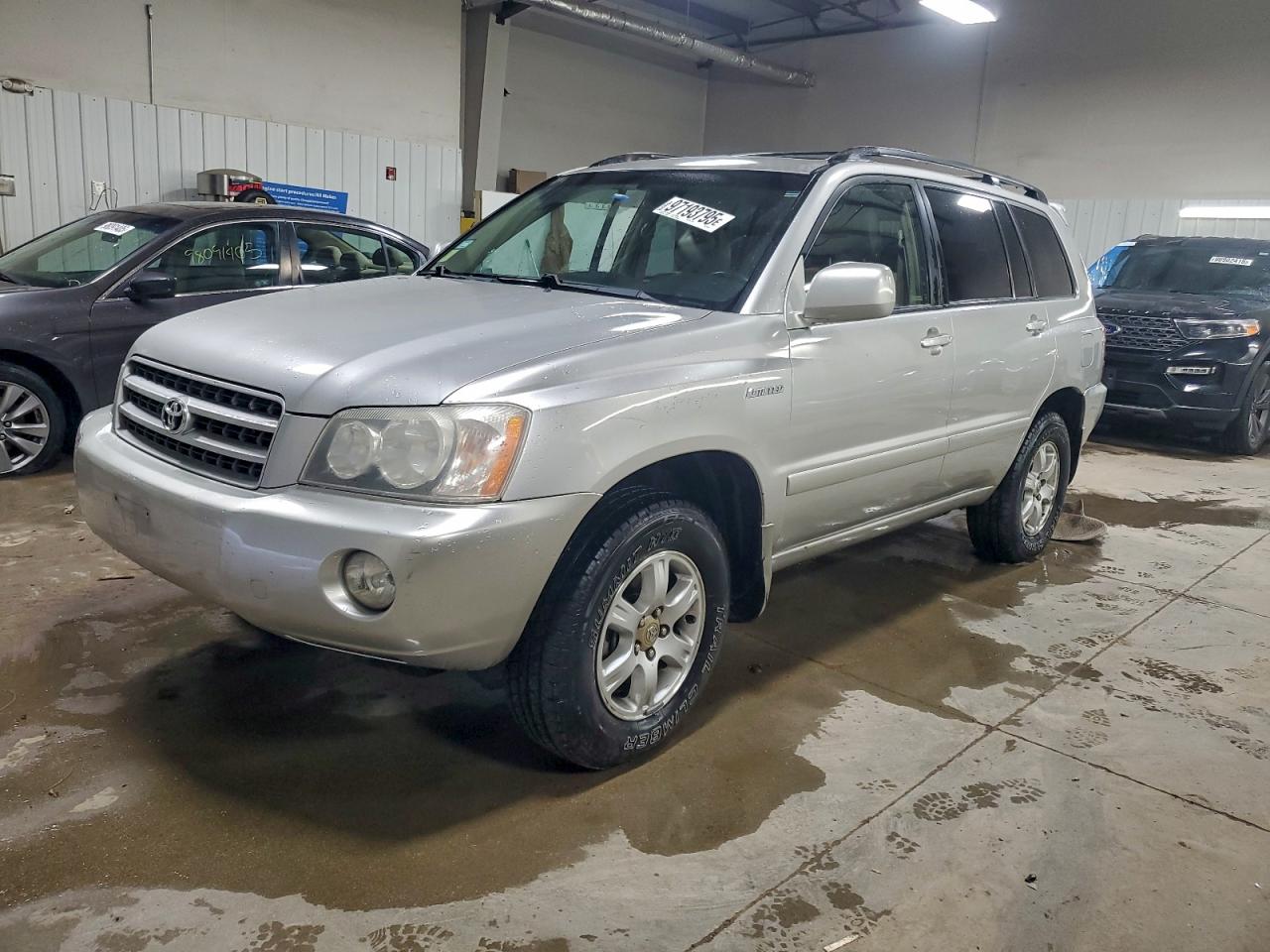 TOYOTA HIGHLANDER 2002