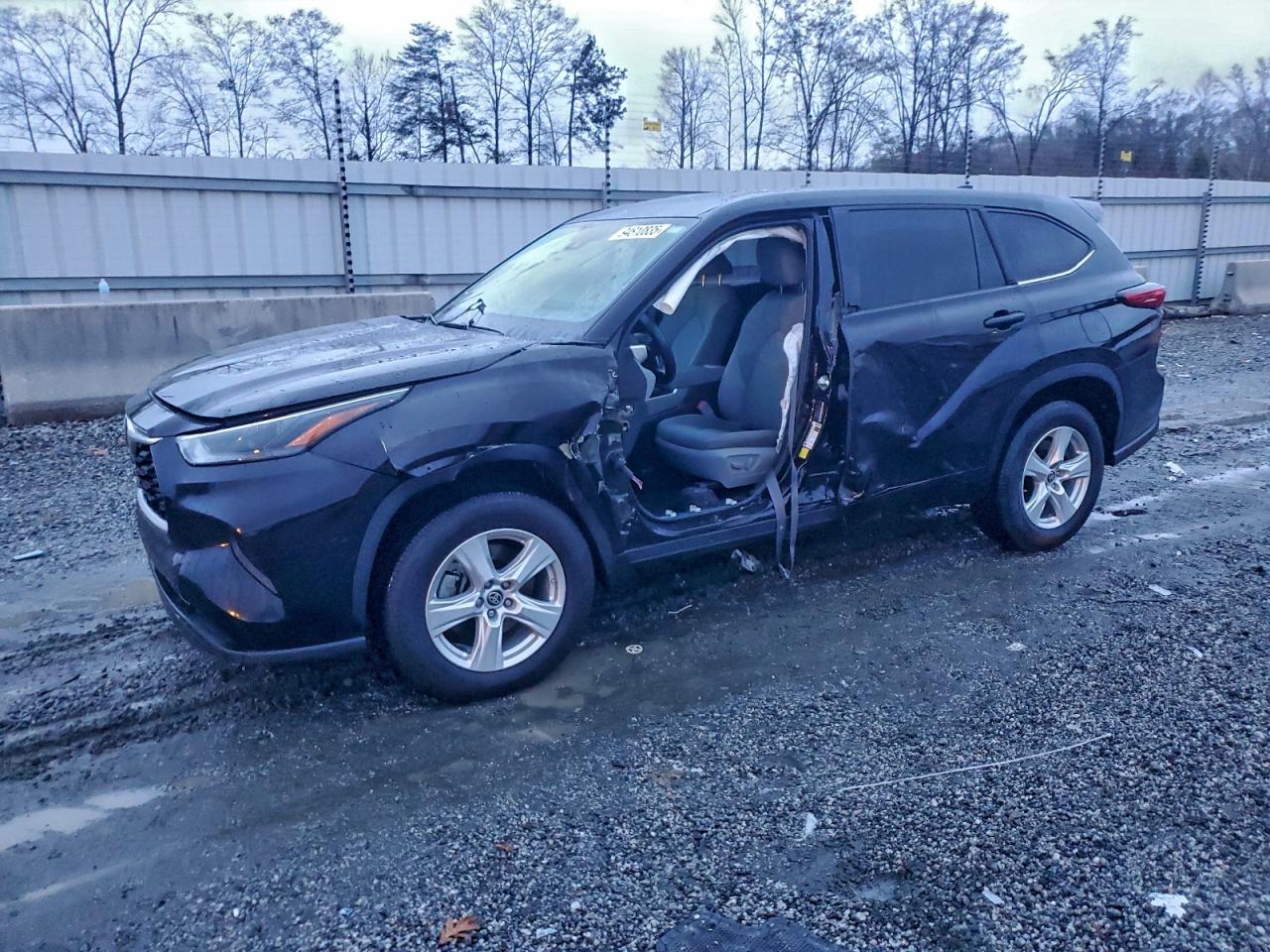 TOYOTA HIGHLANDER 2022
