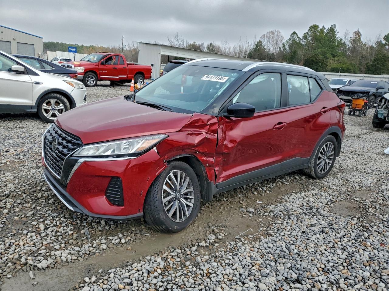 NISSAN KICKS SV 2021