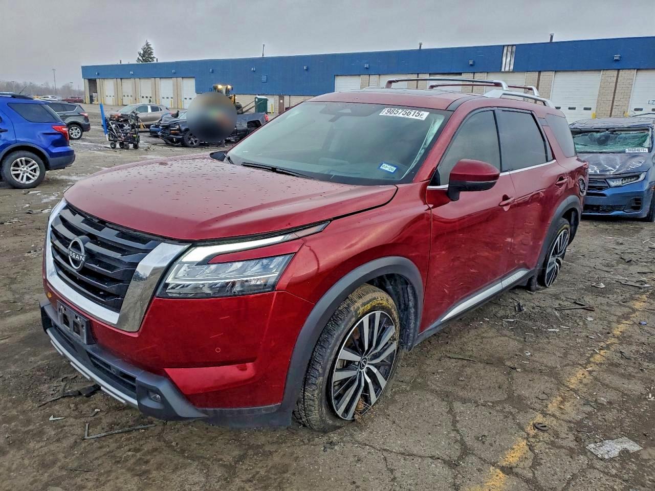NISSAN PATHFINDER 2023