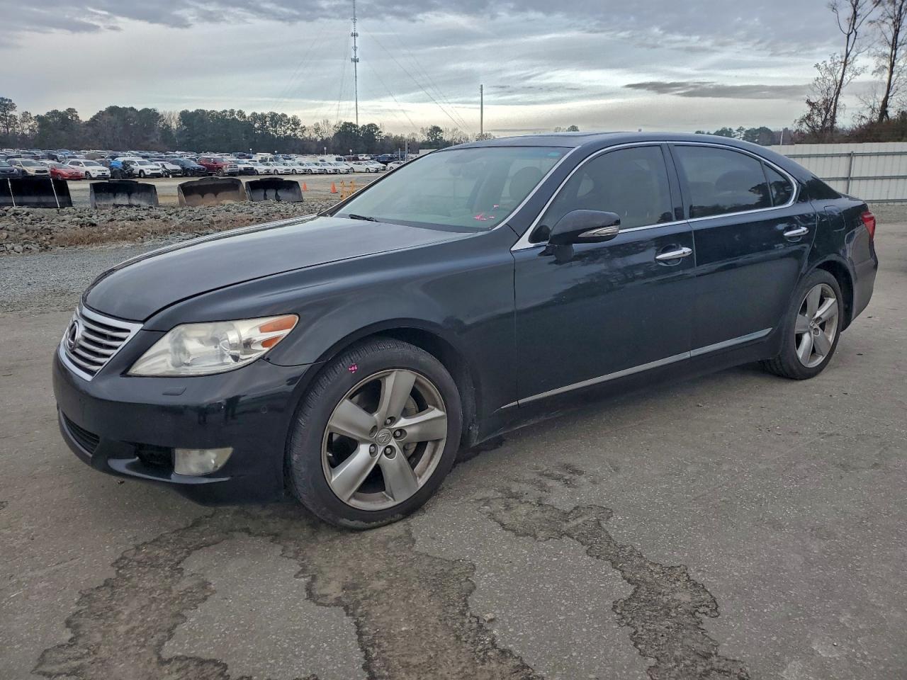 LEXUS LS 2012