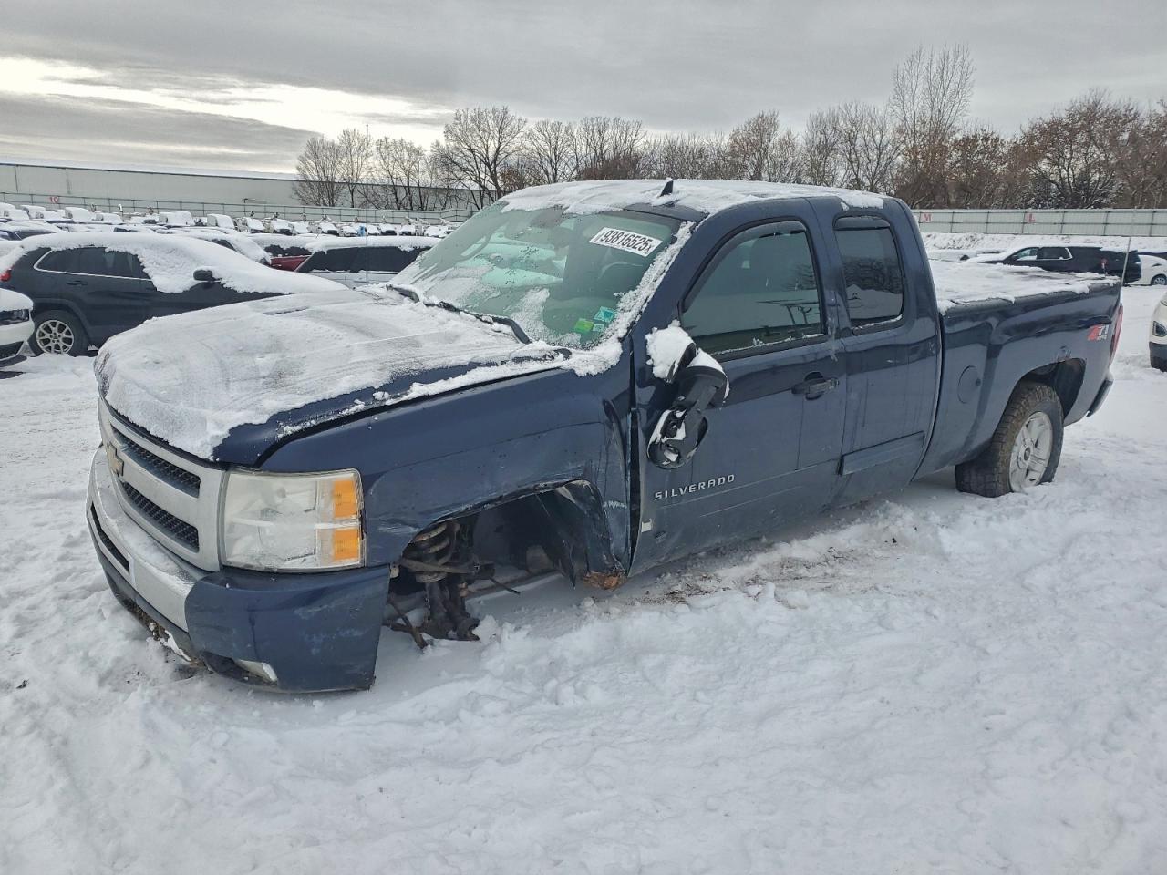CHEVROLET SILVERADO 2011