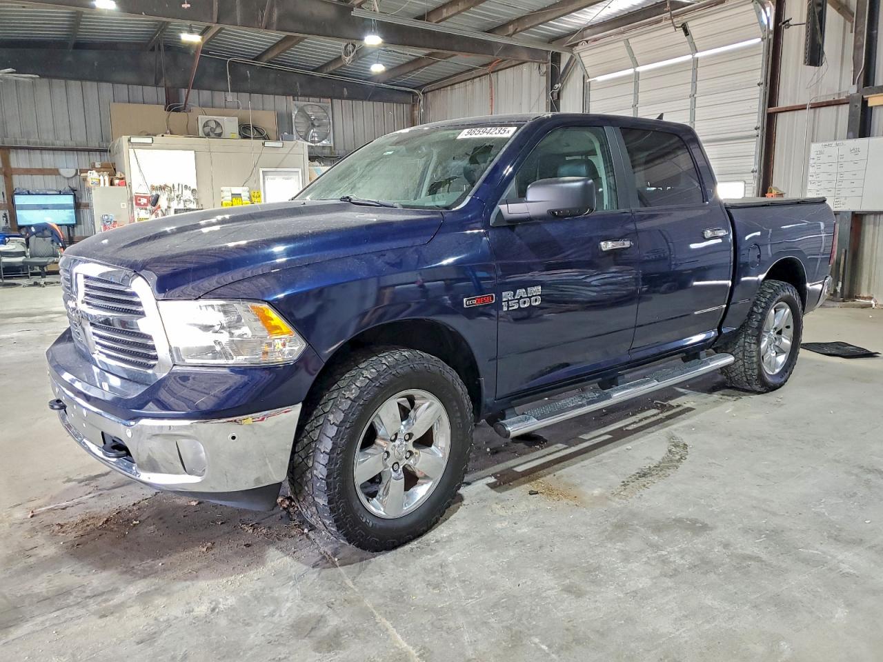 RAM 1500 SLT 2015