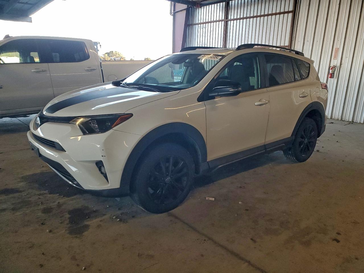 TOYOTA RAV4 ADVEN 2018