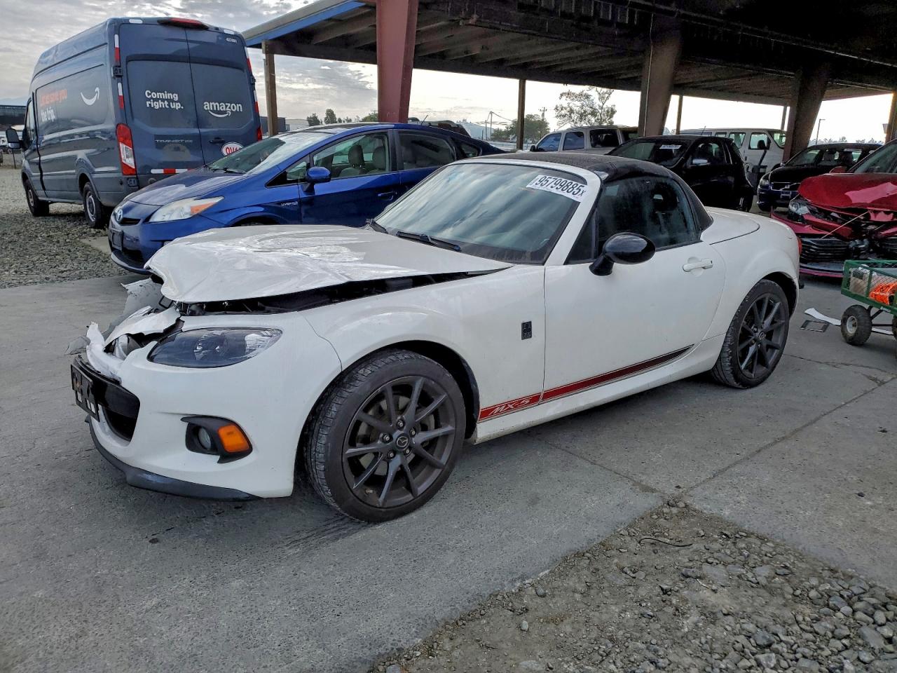 MAZDA MX-5 MIATA 2015