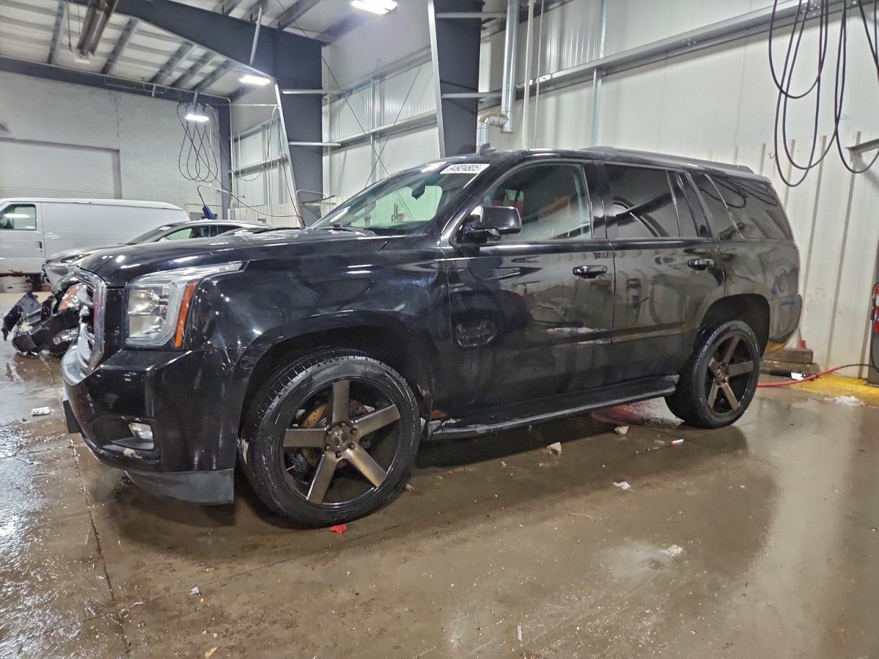 GMC YUKON SLE 2015