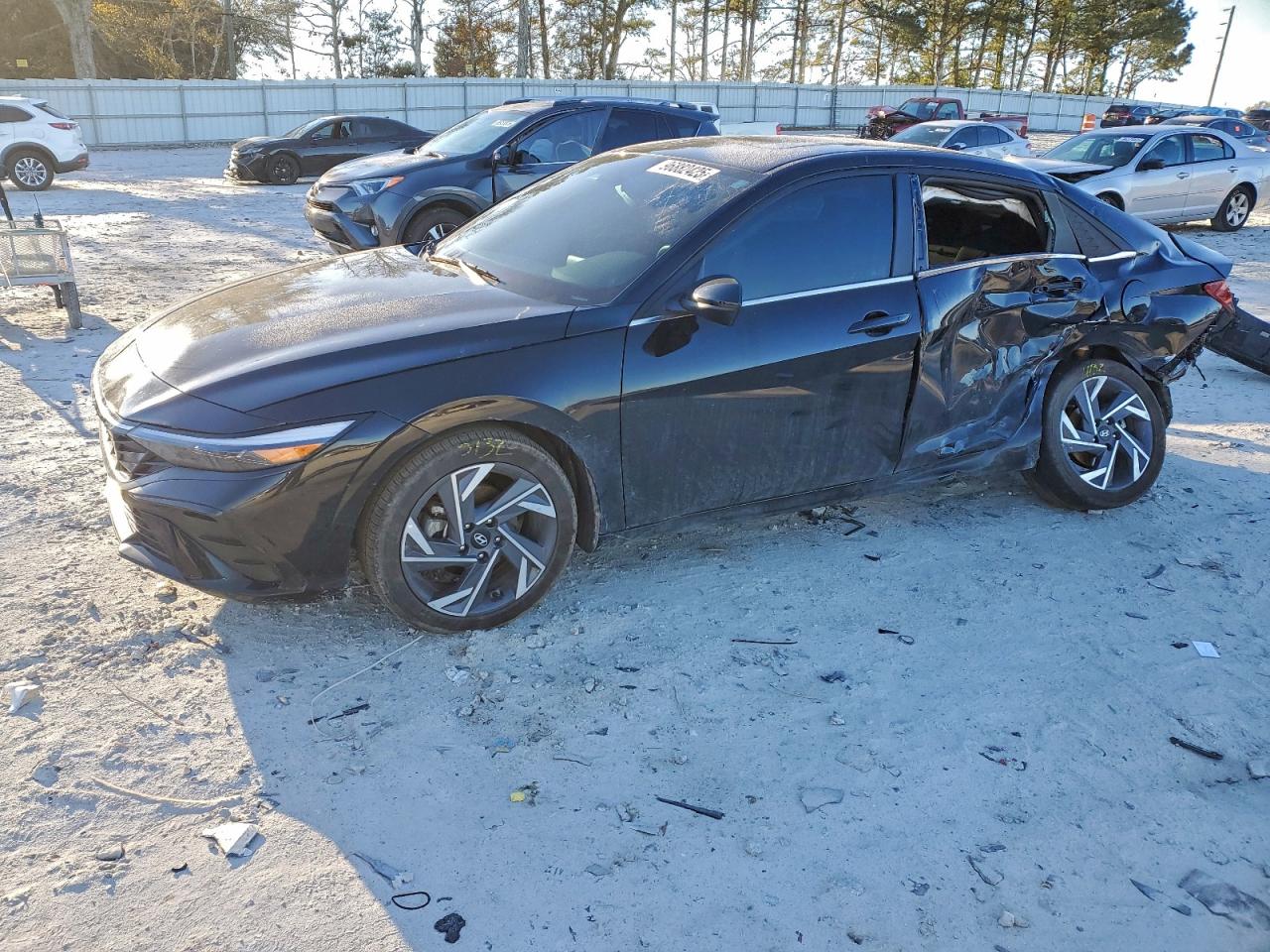 HYUNDAI ELANTRA 2025