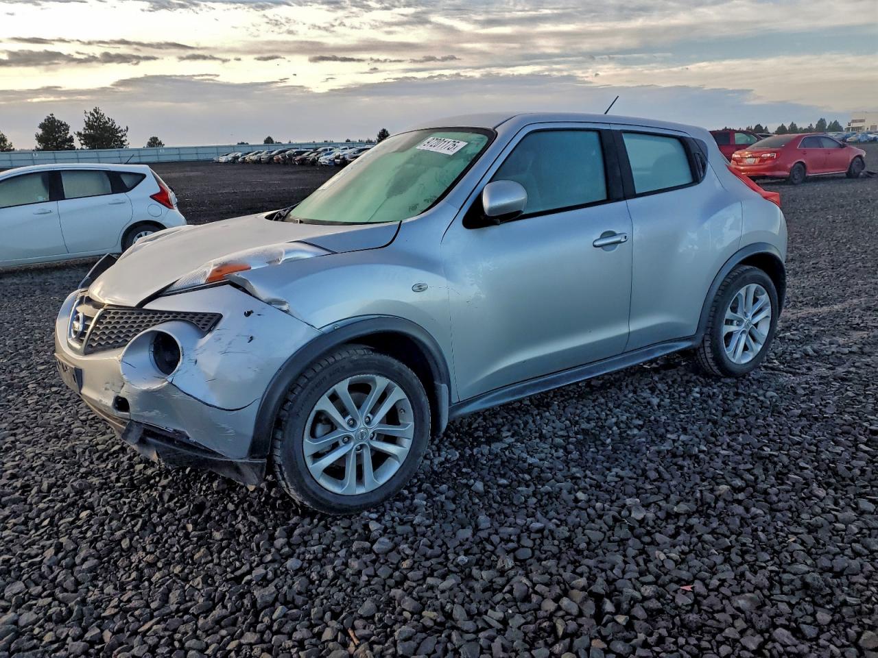 NISSAN JUKE S 2013