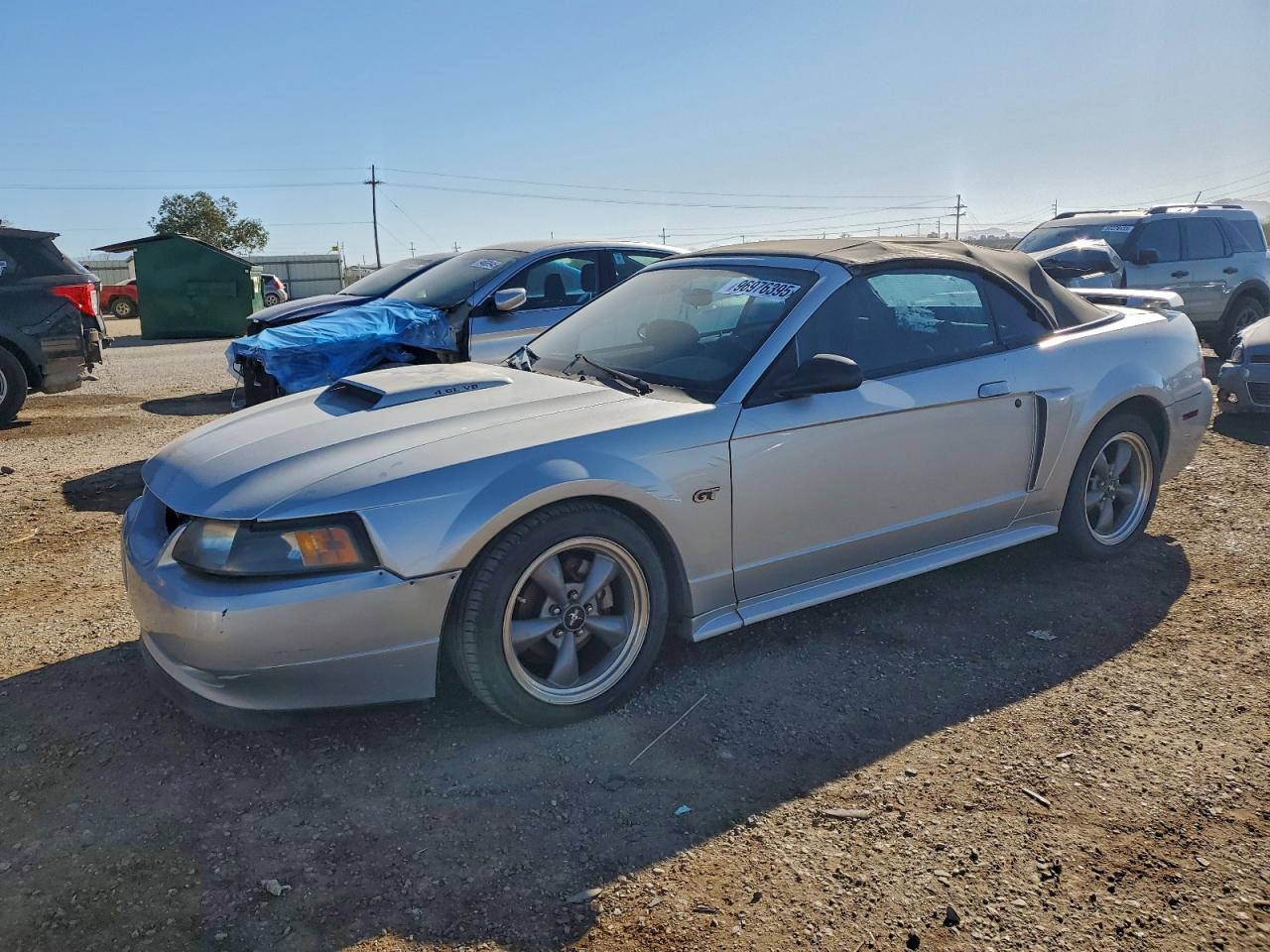 FORD MUSTANG GT 2001