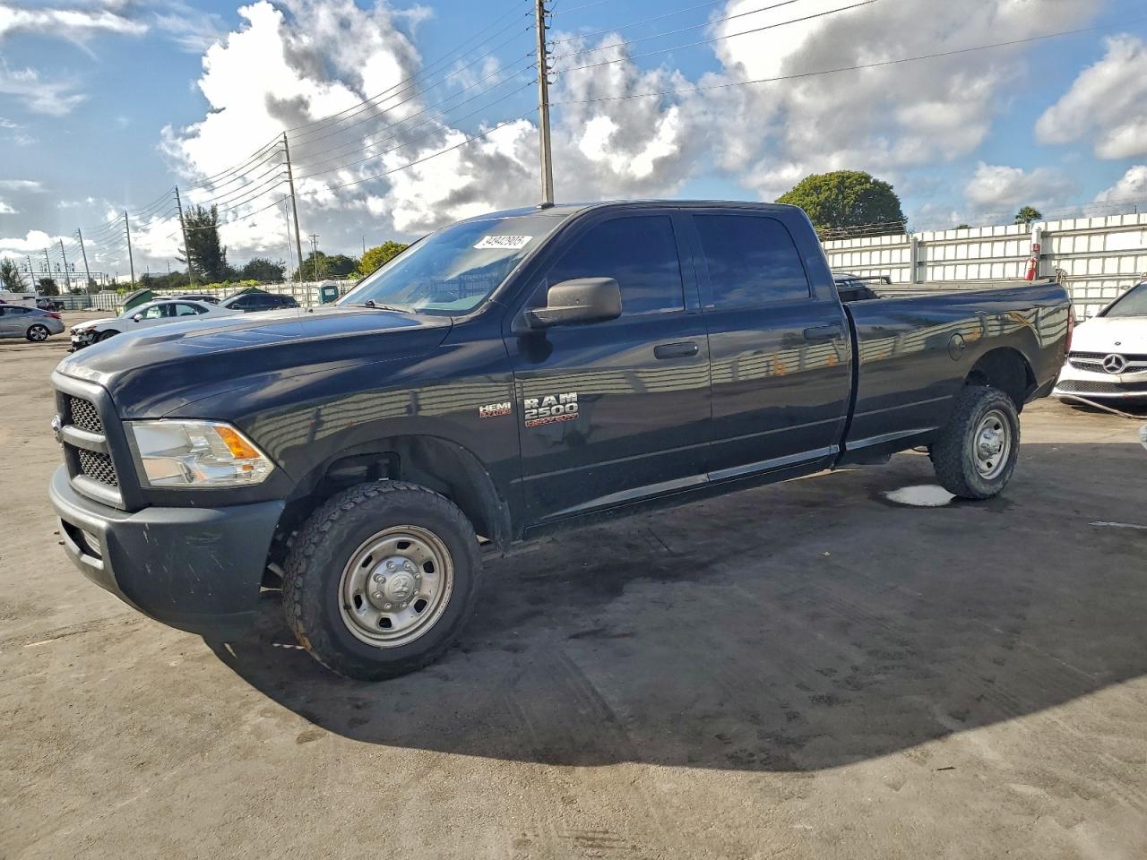 RAM 2500 ST 2015