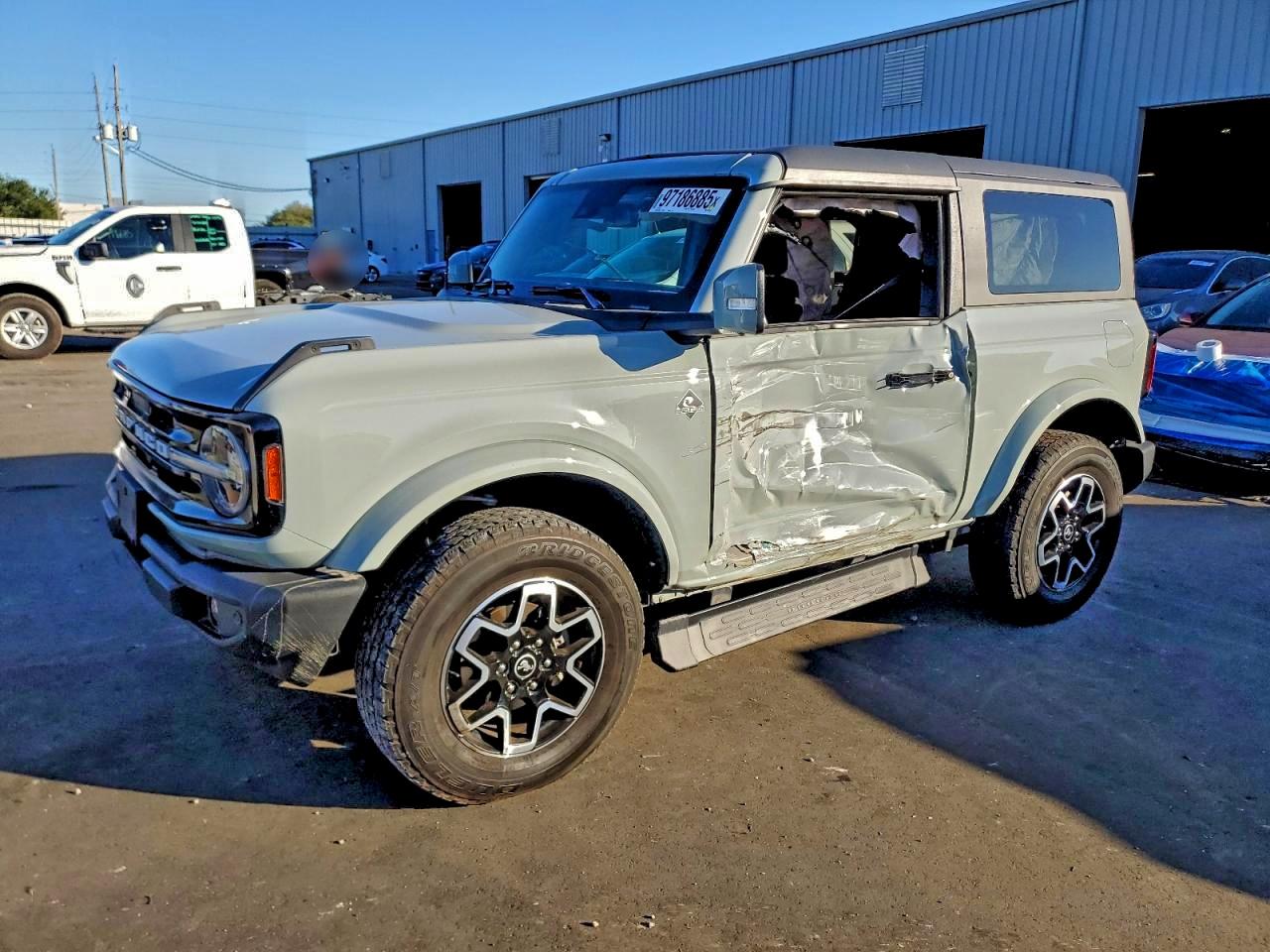 FORD BRONCO BAS 2023