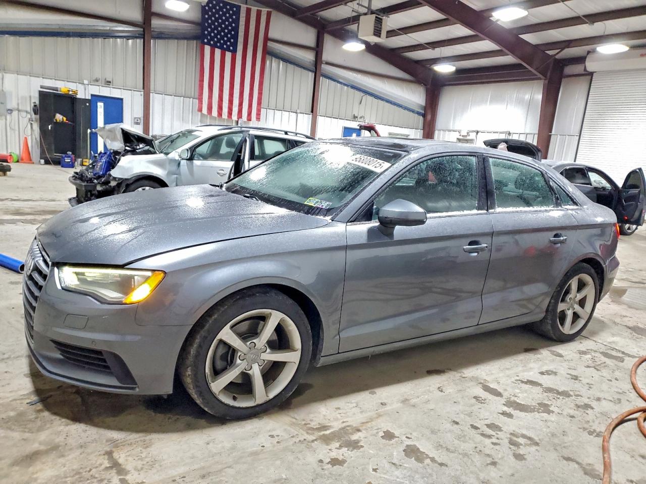 AUDI A3 PREMIUM 2016