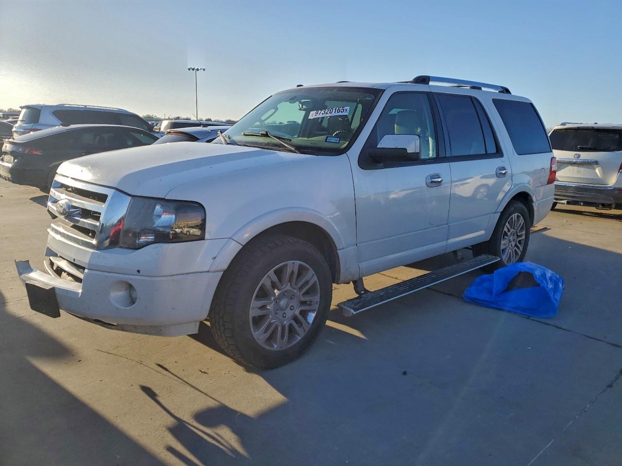 FORD EXPEDITION 2012