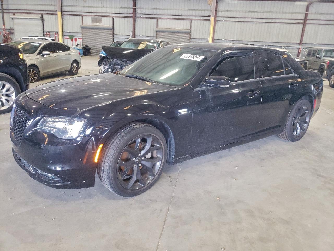 CHRYSLER 300 2023