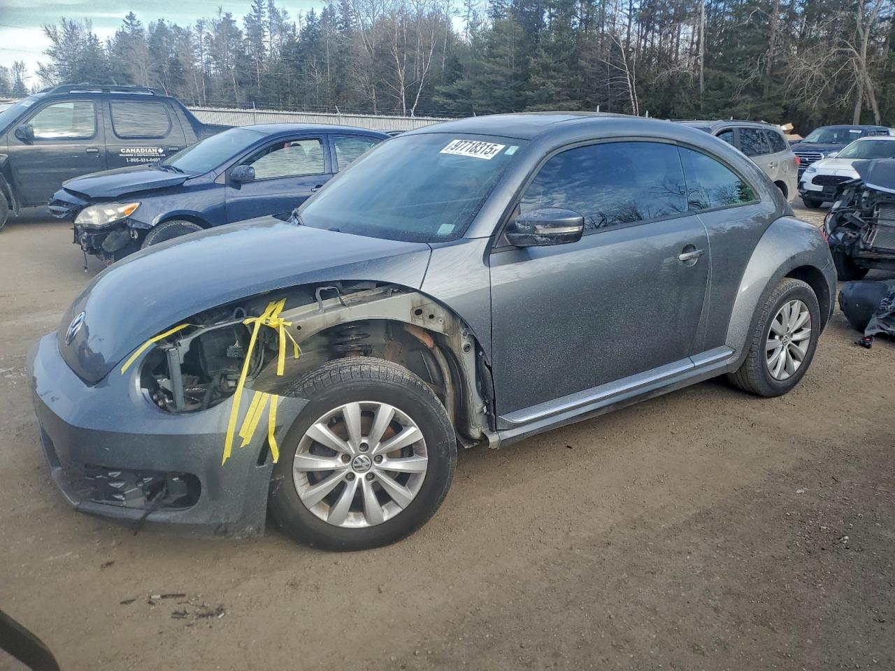 VOLKSWAGEN BEETLE 2014