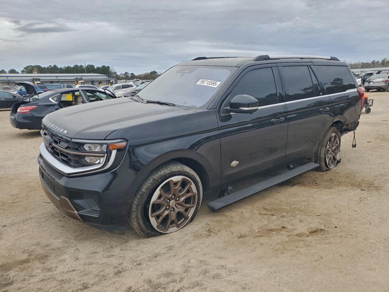 FORD EXPEDITION 2025